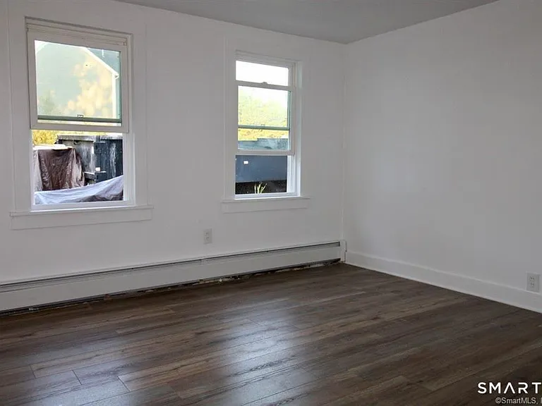 525 Boston Post Rd #1 — Photo 12
