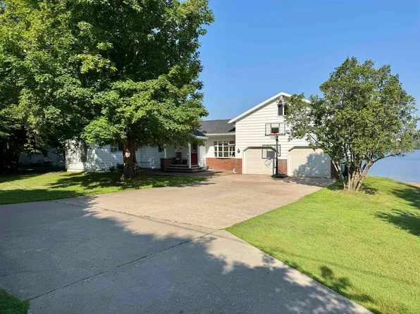 327 Lakeshore Dr, Norwood, NY 13668