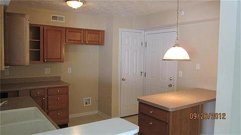 2nd image of 101 Logsby Pl #4-K