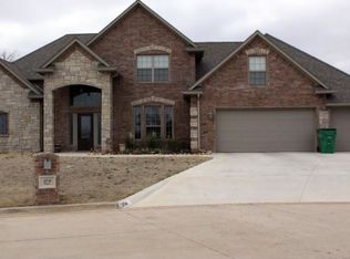 204 Begonia Ln, Cache, OK 73527