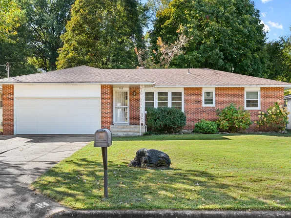 914 E Caravan Street, Springfield, MO 65803