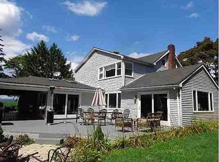 2 Cross Creek Ln, Upper Black Eddy, PA 18972