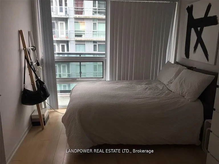 36 Lisgar St #1918 — Photo 7