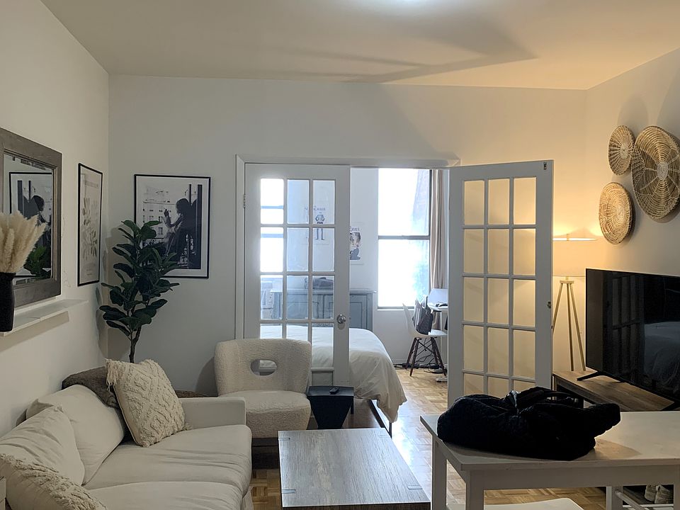 1st image of 25 Jones St APT 3D