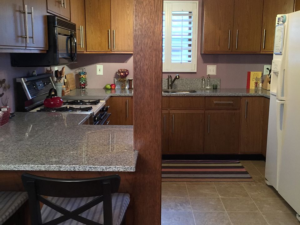 Kitchen with Granite tops