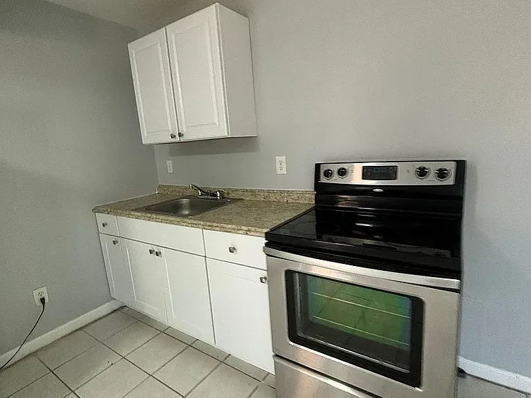 531 S 18th St #5D — Photo 1