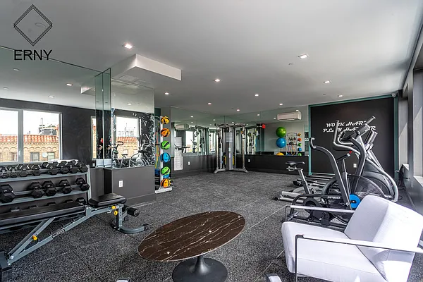 Rented by ERNY LLC | media 29