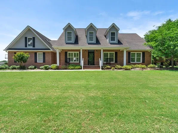 110 Divot Trl, Greenwood, SC 29649