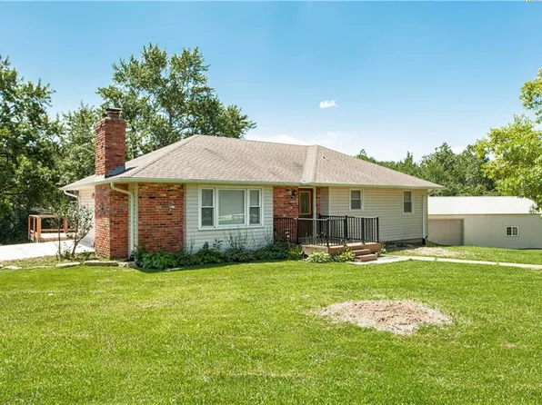 33391 Koala Cir, Excelsior Springs, MO 64024