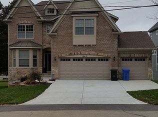 1944 Elmore Ave, Downers Grove, IL 60515