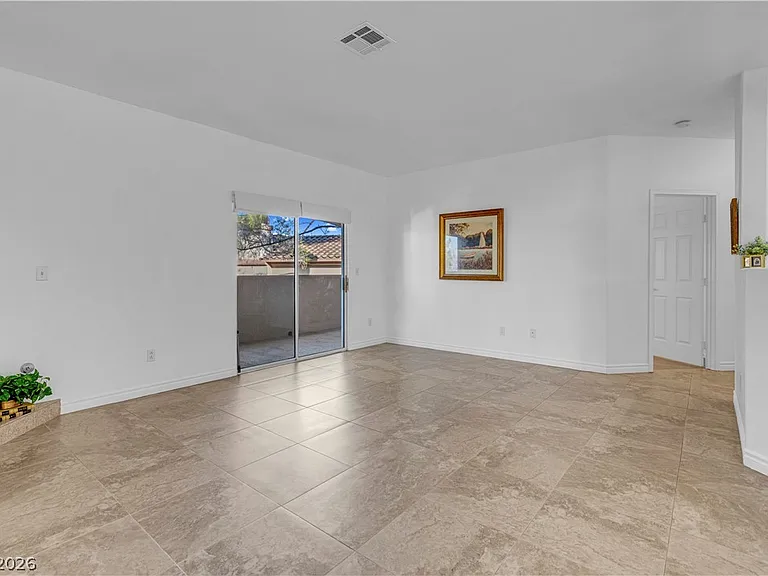 2050 W Warm Springs Rd #4322 — Photo 7