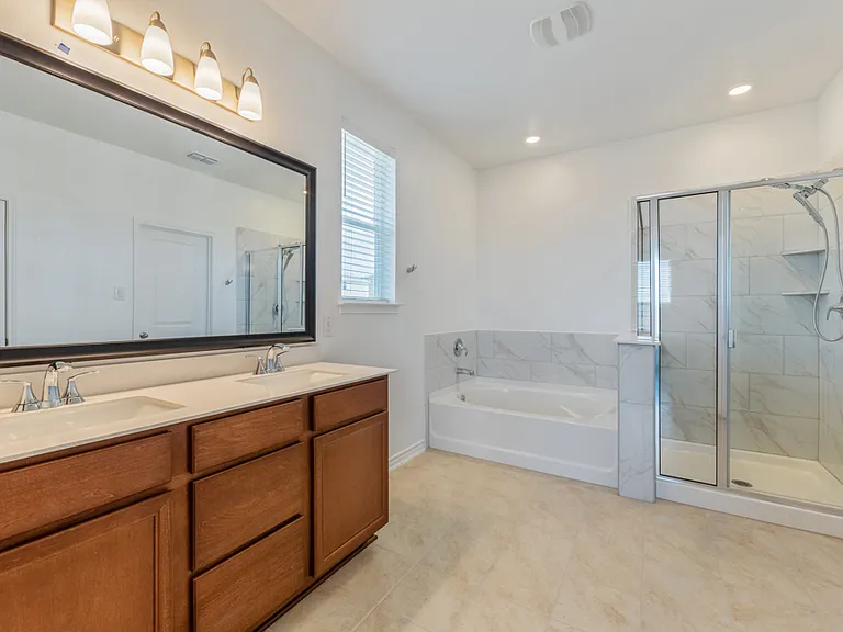 15515 Electra Cir — Photo 22