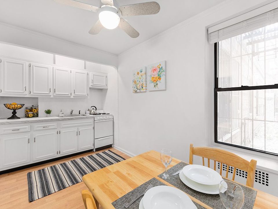1st image of 290 6th Ave APT 1E