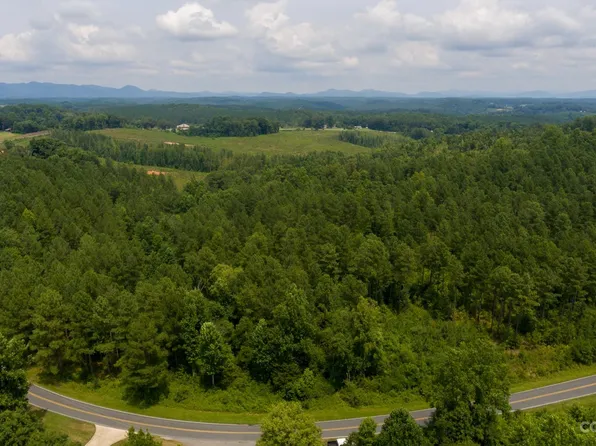 Moss Rd, Rutherfordton, NC 28139