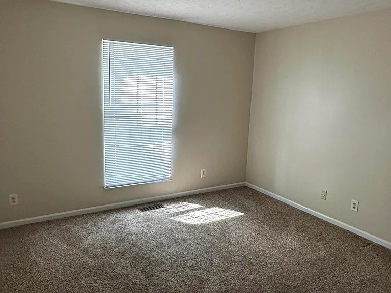 415 Ridgewood Ln #2 — Photo 23