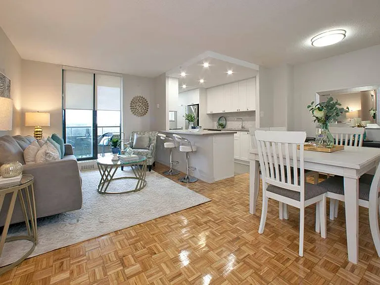 1 Cedarwoods Cres — Photo 3