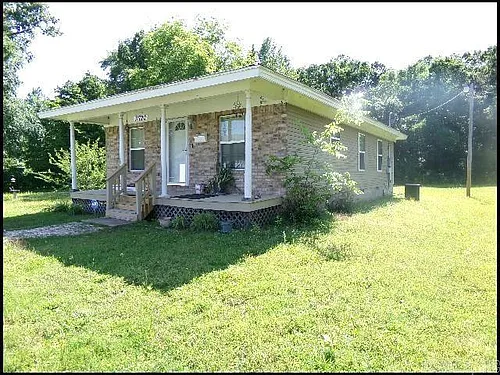 11720 Highway 365 S Photo 1