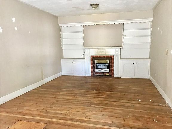 2nd image of 408 W B Ave