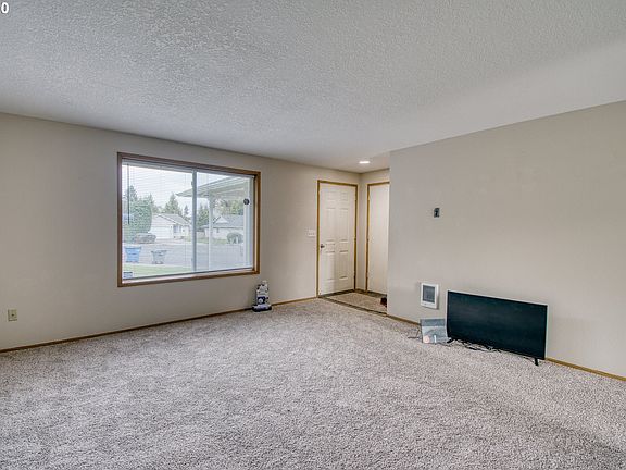 3rd image of 4605 NE 129th Ave