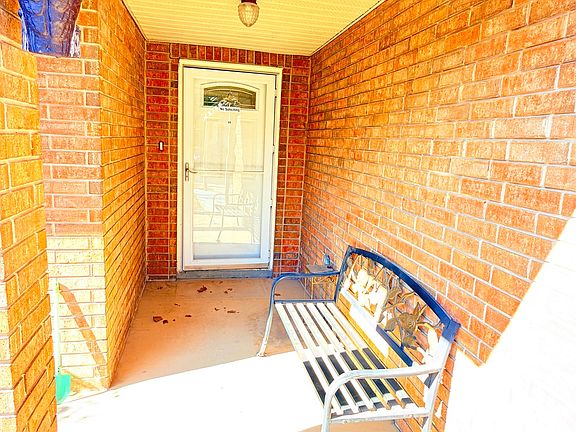 3rd image of 6719 Raintree Path