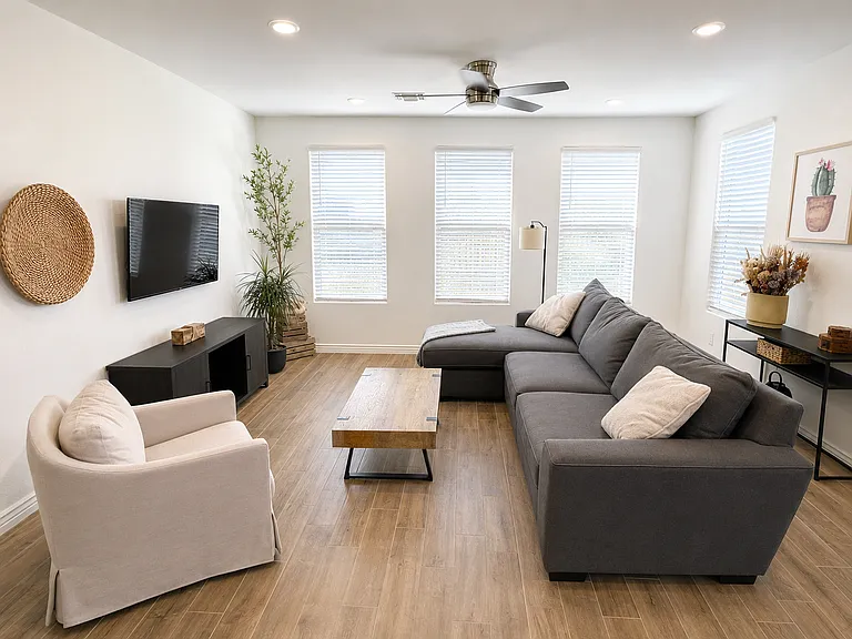 5100 E Rancho Paloma Dr #2057 — Photo 3