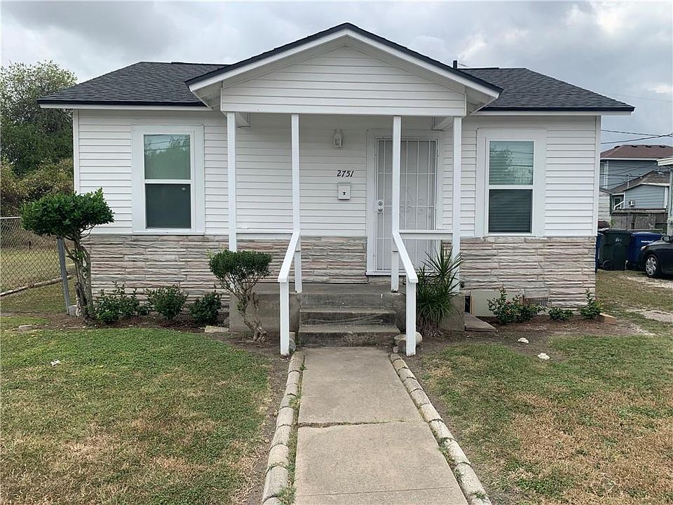 1st image of 2751 Soledad St