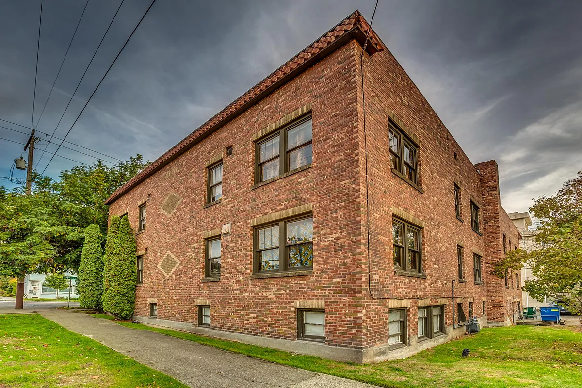 Building Photo - Maxwell Apartments