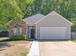 2119 Amberley Woods Ter, Helena, AL 35080