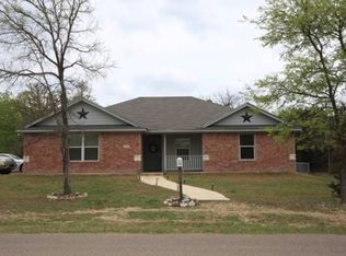 30 Great West Loop, Morgans Pt Resort, TX 76513