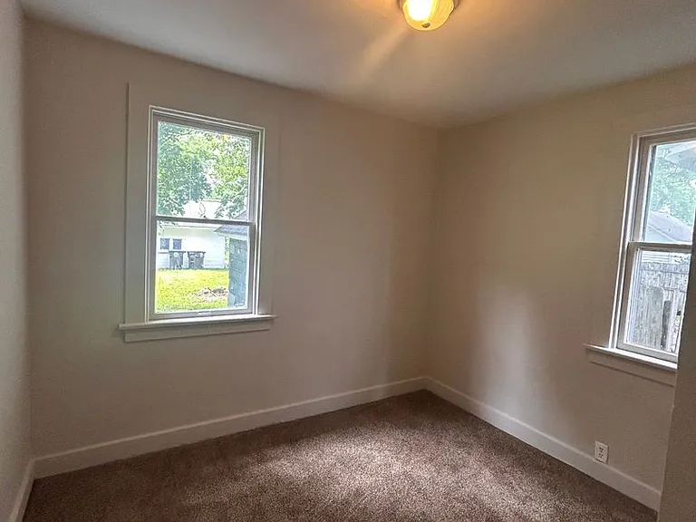 3410 Webster St — Photo 9