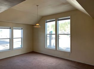 406 E 1st St #201, Cle Elum, WA 98922