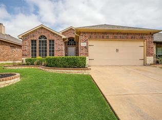 11116 Hawks Landing Rd, Fort Worth, TX 76115