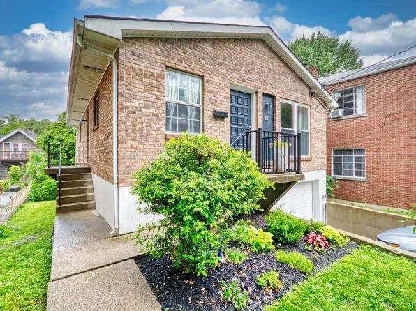 221 Linden Ave, Southgate, KY 41071