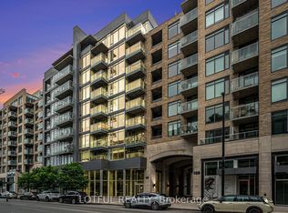 98 Richmond Rd #701, Ottawa, ON K1Z0B2