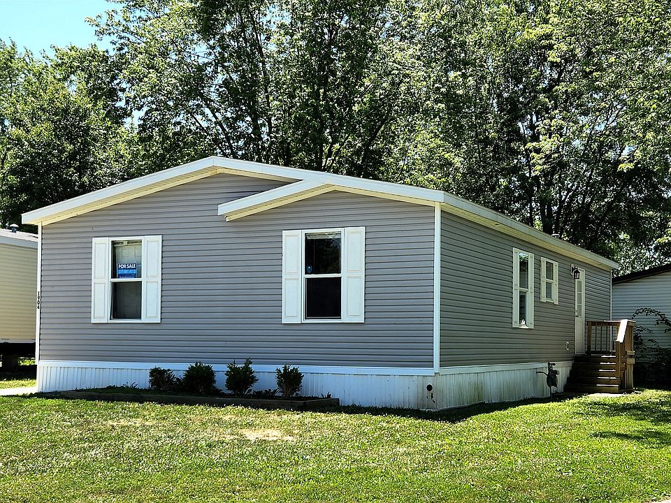 2nd image of 1904 Peck St
