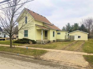 1026 S Chipman St, Owosso, MI 48867