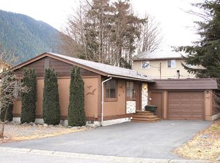 412 Marine St, Sitka, AK 99835