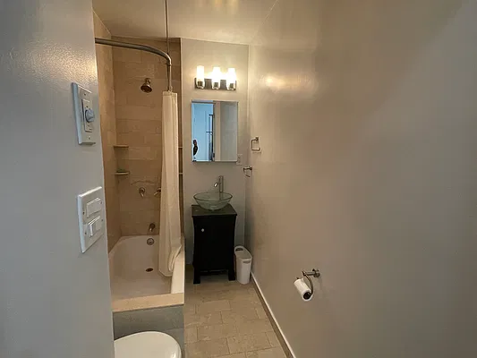 Rented by LG Fairmont Group | media 21