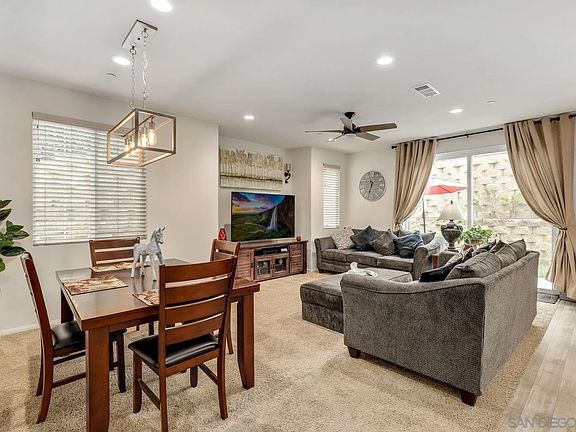 4th image of 285 Camellia Way