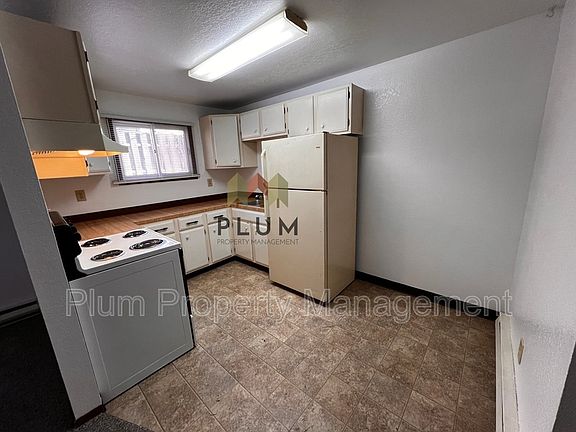 3rd image of 2010 S 8th St W APT D