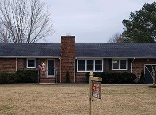 126 Sound Shore Dr, Currituck, NC 27929