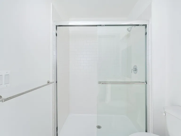 9207 Forkleaf Oak Dr — Photo 16