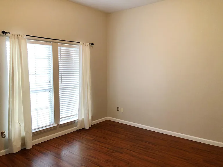 6417 Calloway Dr — Photo 14