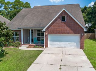 2401 Rue Beaux Chenes, Ocean Springs, MS 39564