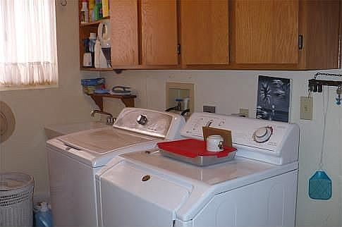 3rd image of 1999 Seven Hills Dr