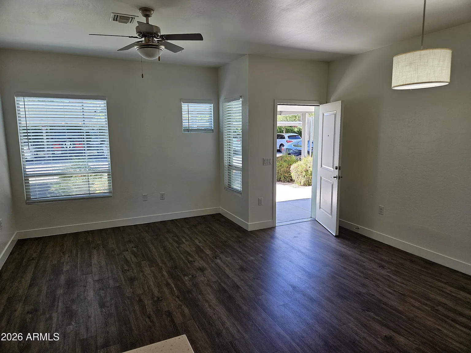 1 bed, 1.0 bath, 730 sqft, $1,399 — Photo 4
