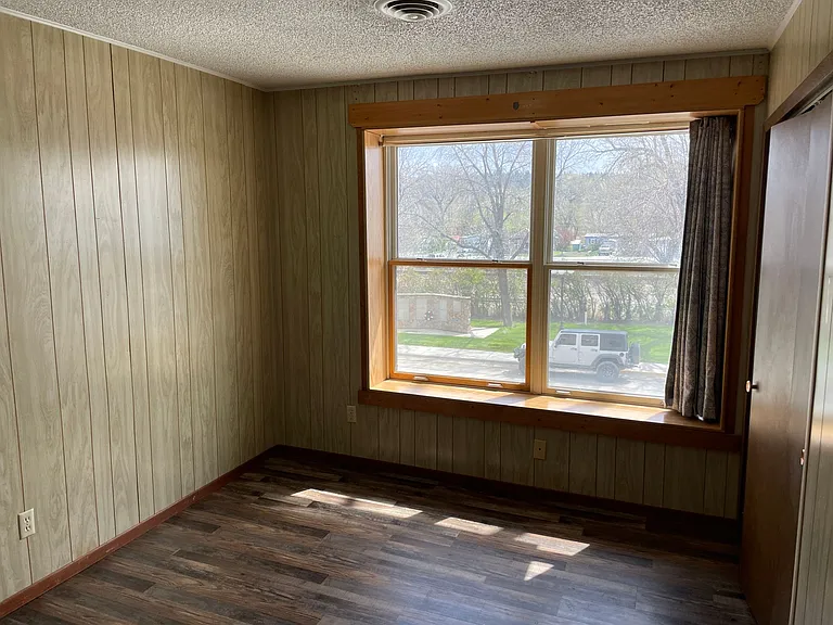 400 E Pike Ave #1 & 2 — Photo 10