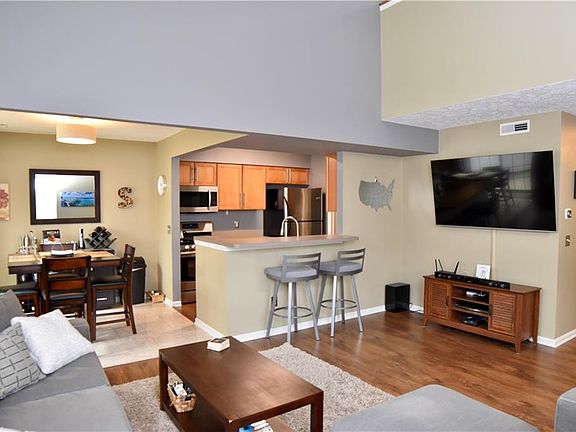 5th image of 325 Teal Cir