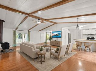 315 Queens Branch Rd, Rogue River, OR 97537
