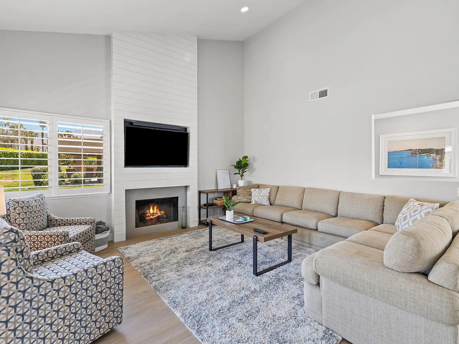 2 bed, 1441 sqft, $8,000 — Photo 2